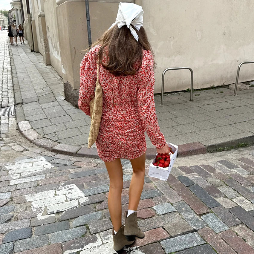 Linad Vintage Deep V Neck Print Short Dress Sexy Summer High Waist Pleated Mini Dress Street Lantern Sleeve Slim Dress For Women